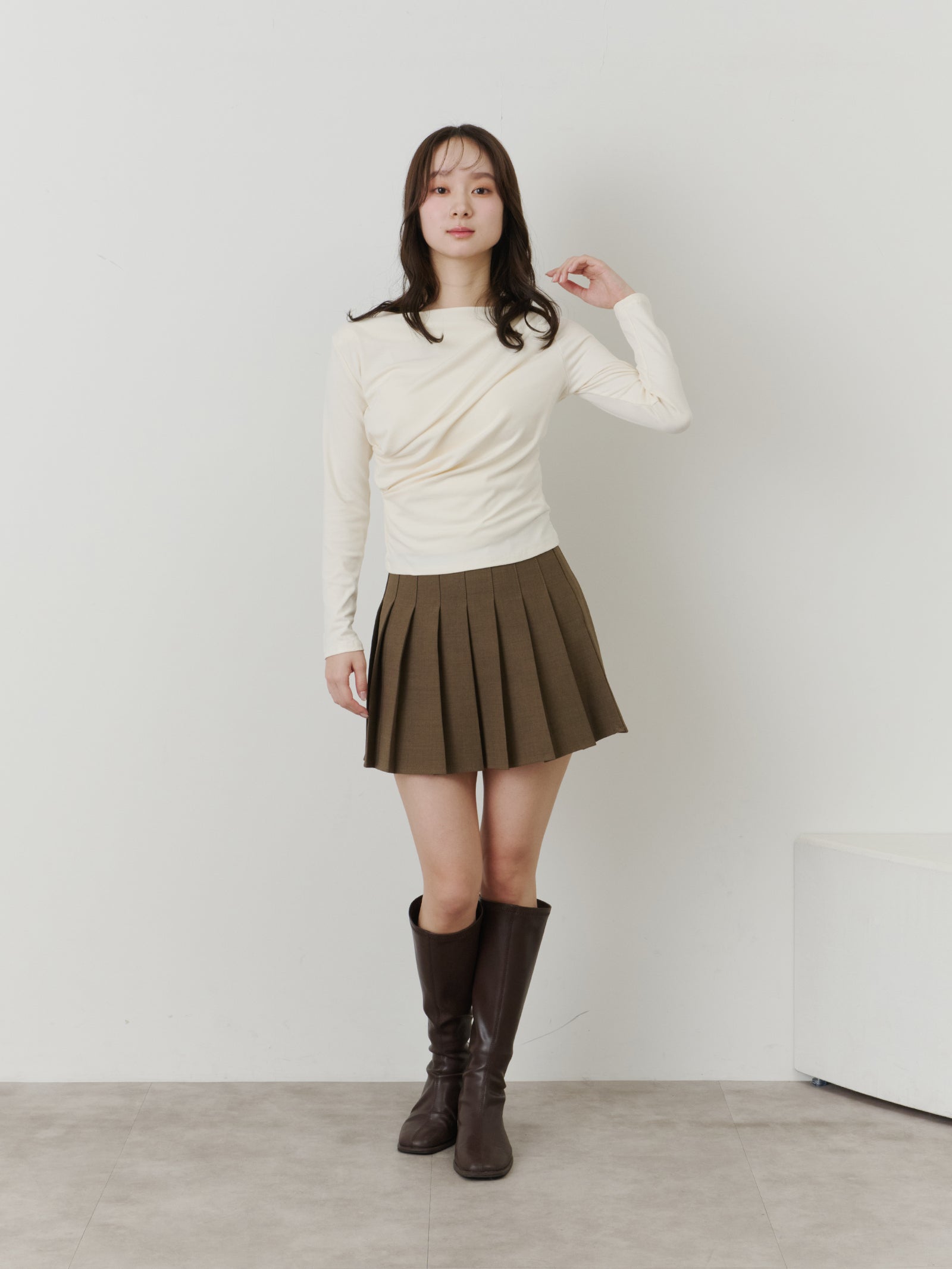 アシンメトリードレープトップス