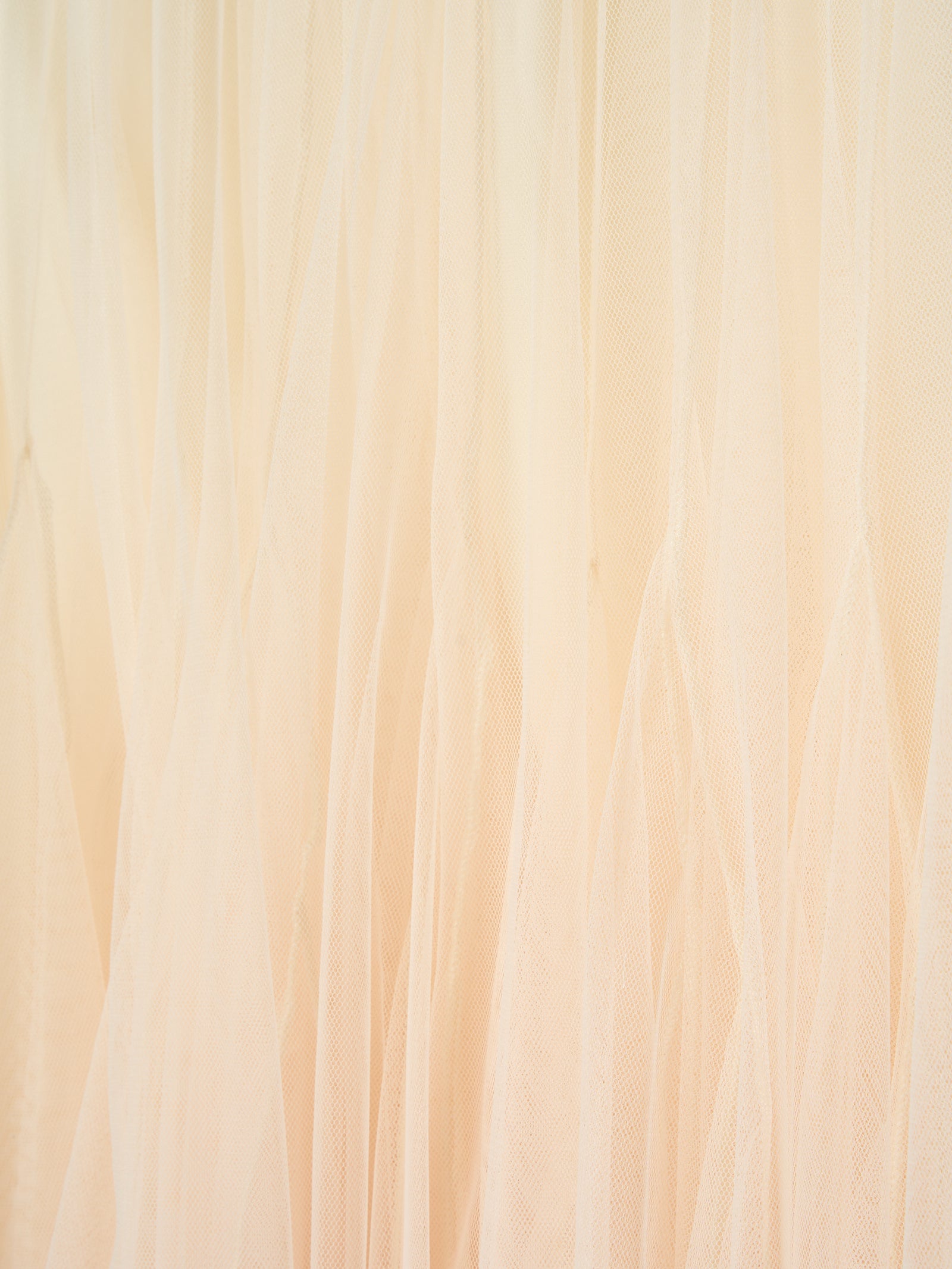 ボリュームロングチュールスカート