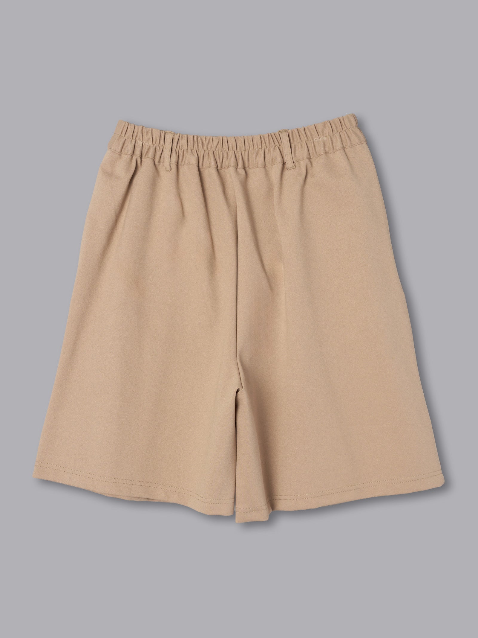 カットダンボールハーフパンツ