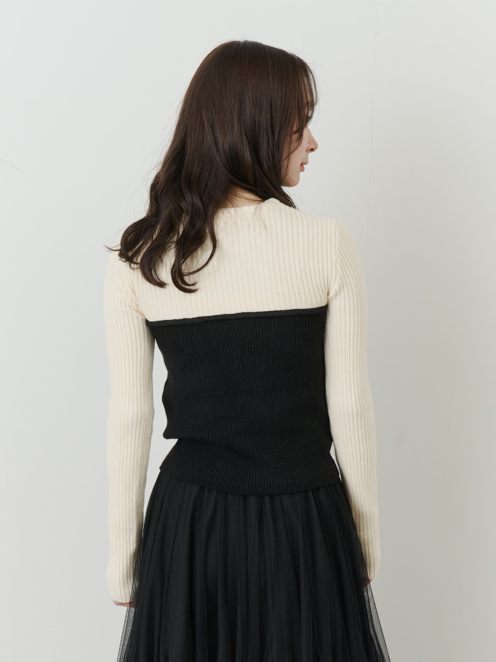 バイカラードッキングニット