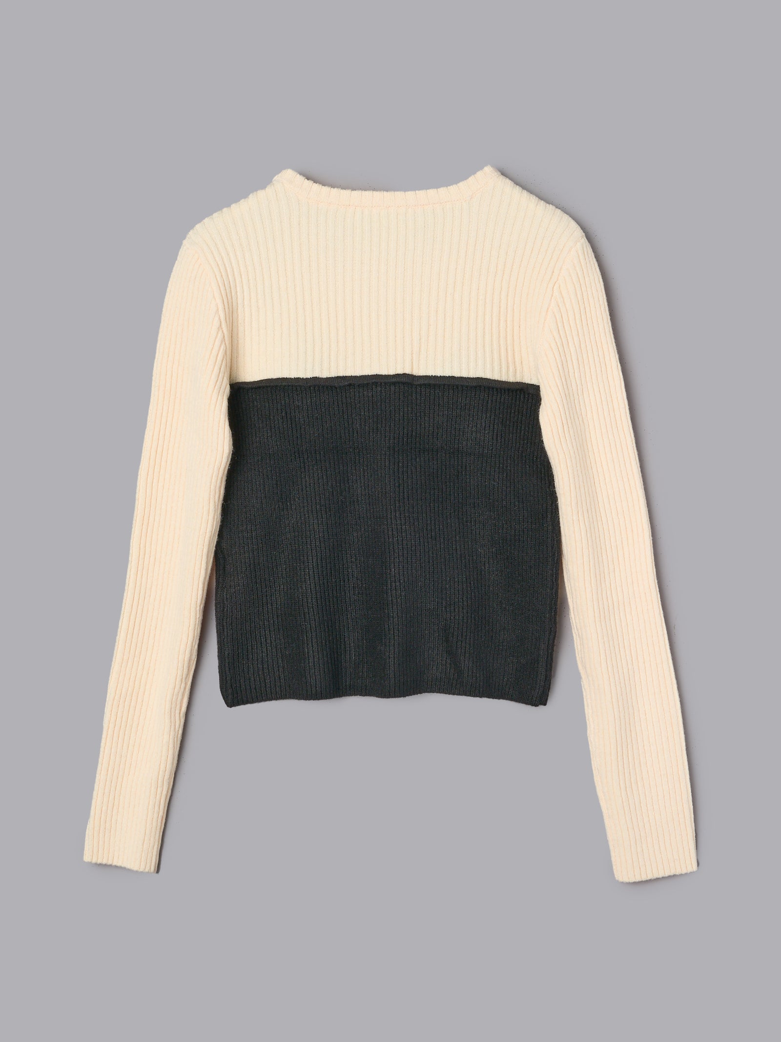 バイカラードッキングニット