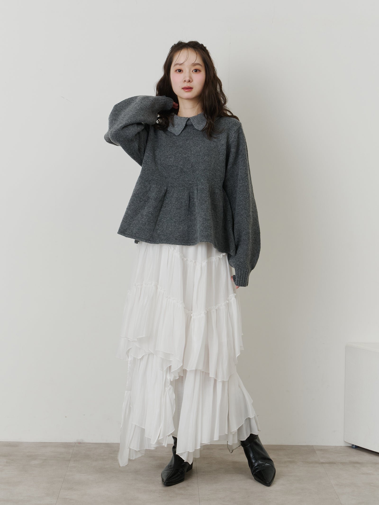 リブカラーペプラムニット