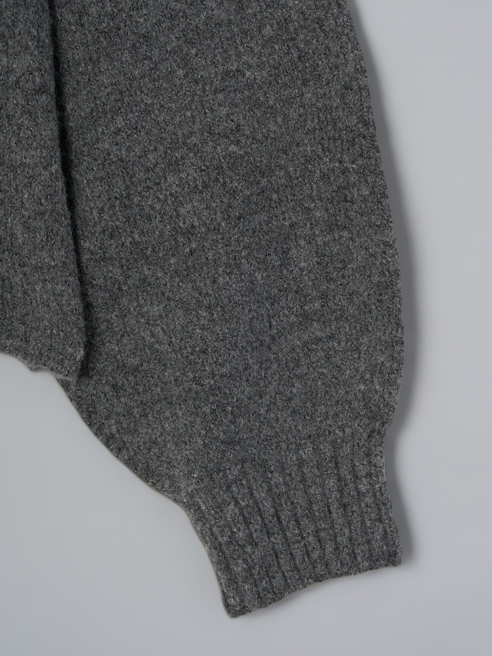 リブカラーペプラムニット