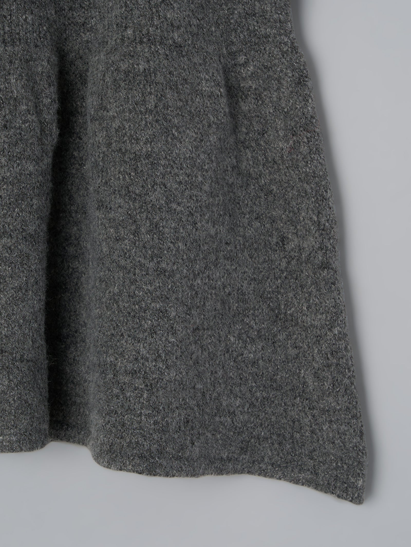 リブカラーペプラムニット