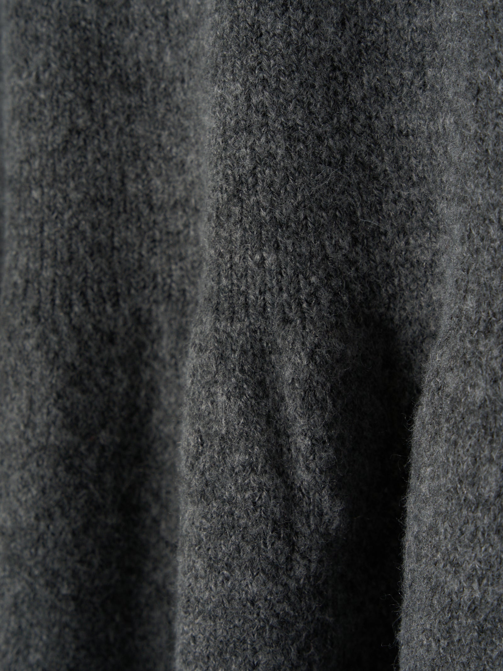 リブカラーペプラムニット