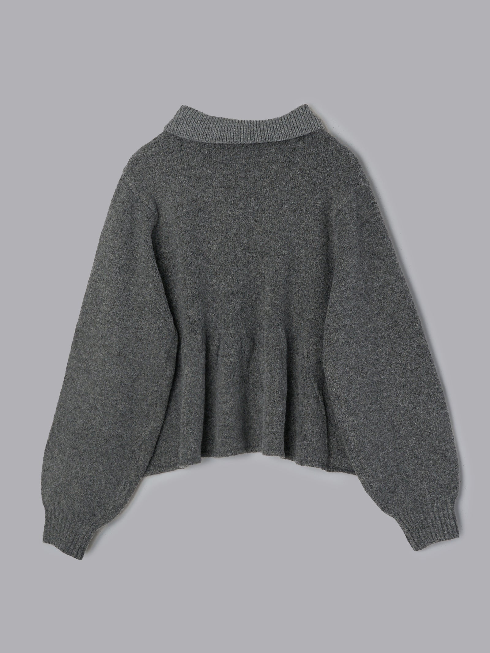 リブカラーペプラムニット