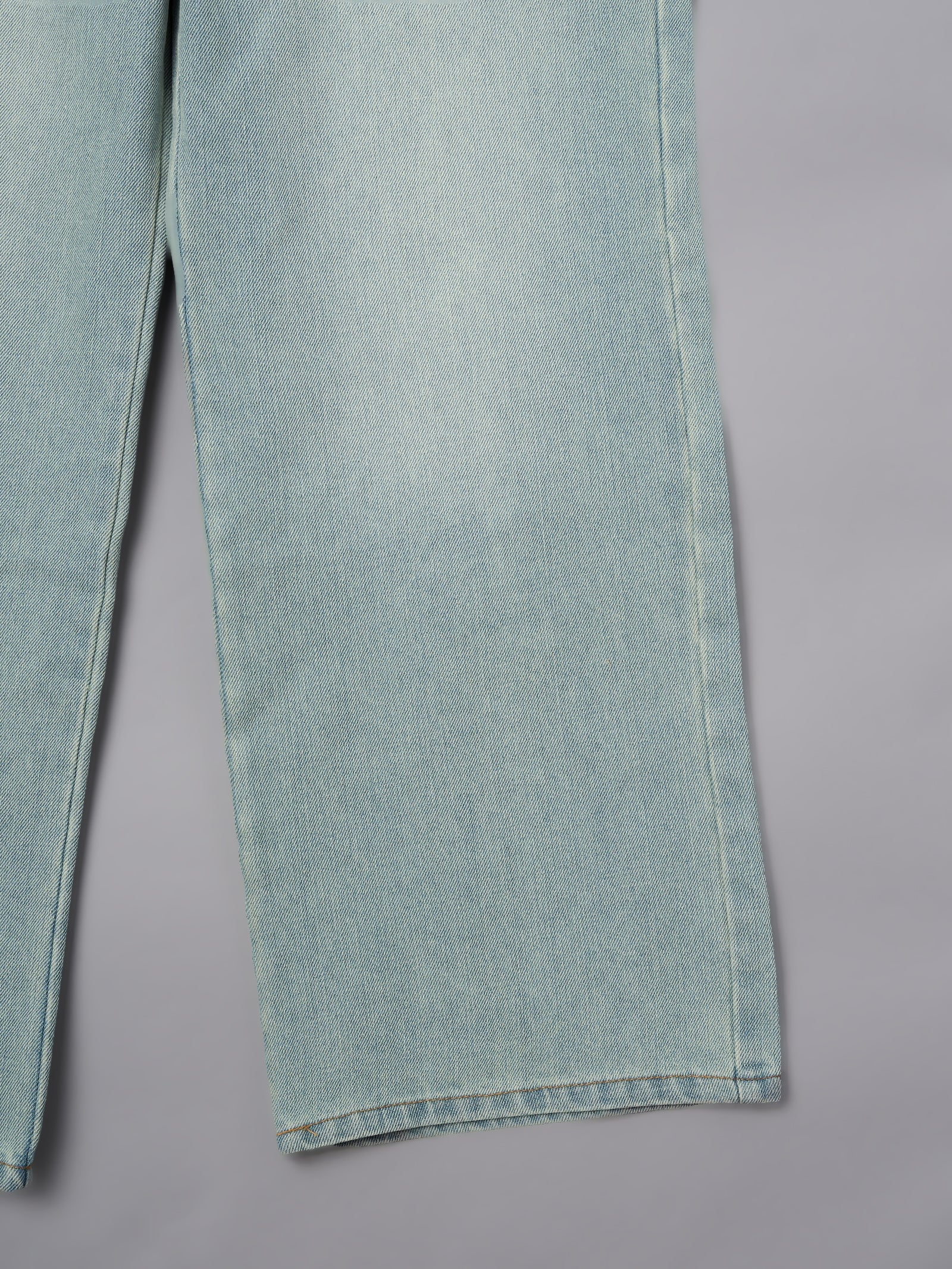 サイドスリットデニム