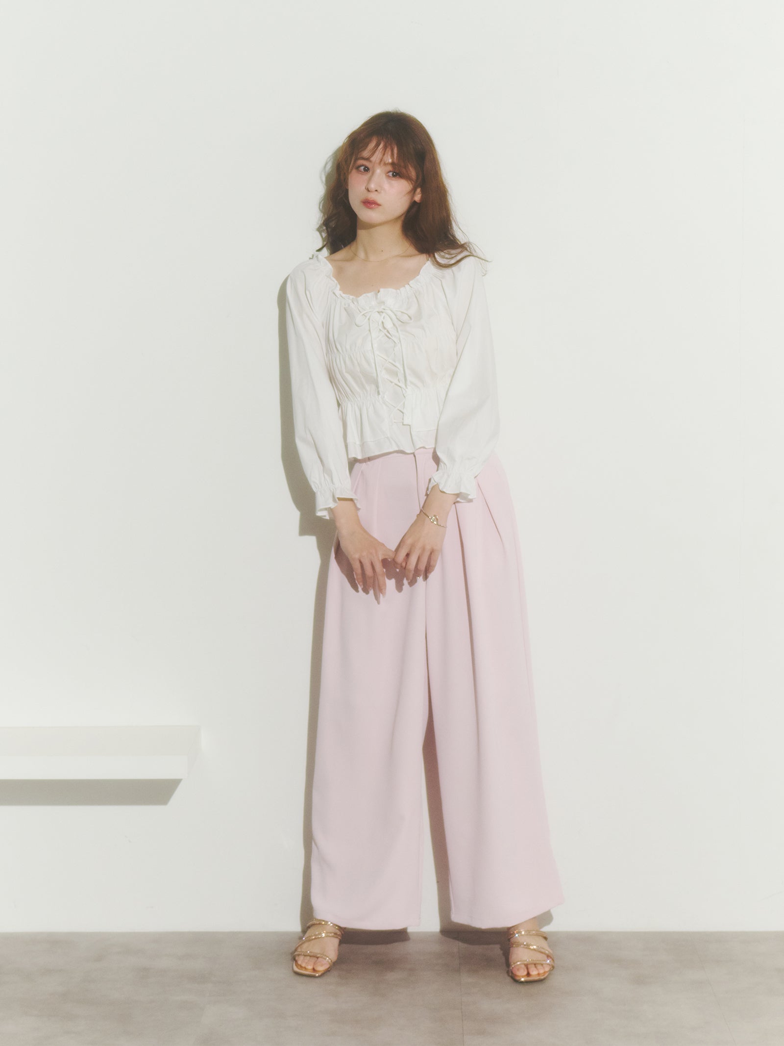 レースアップリボンブラウス