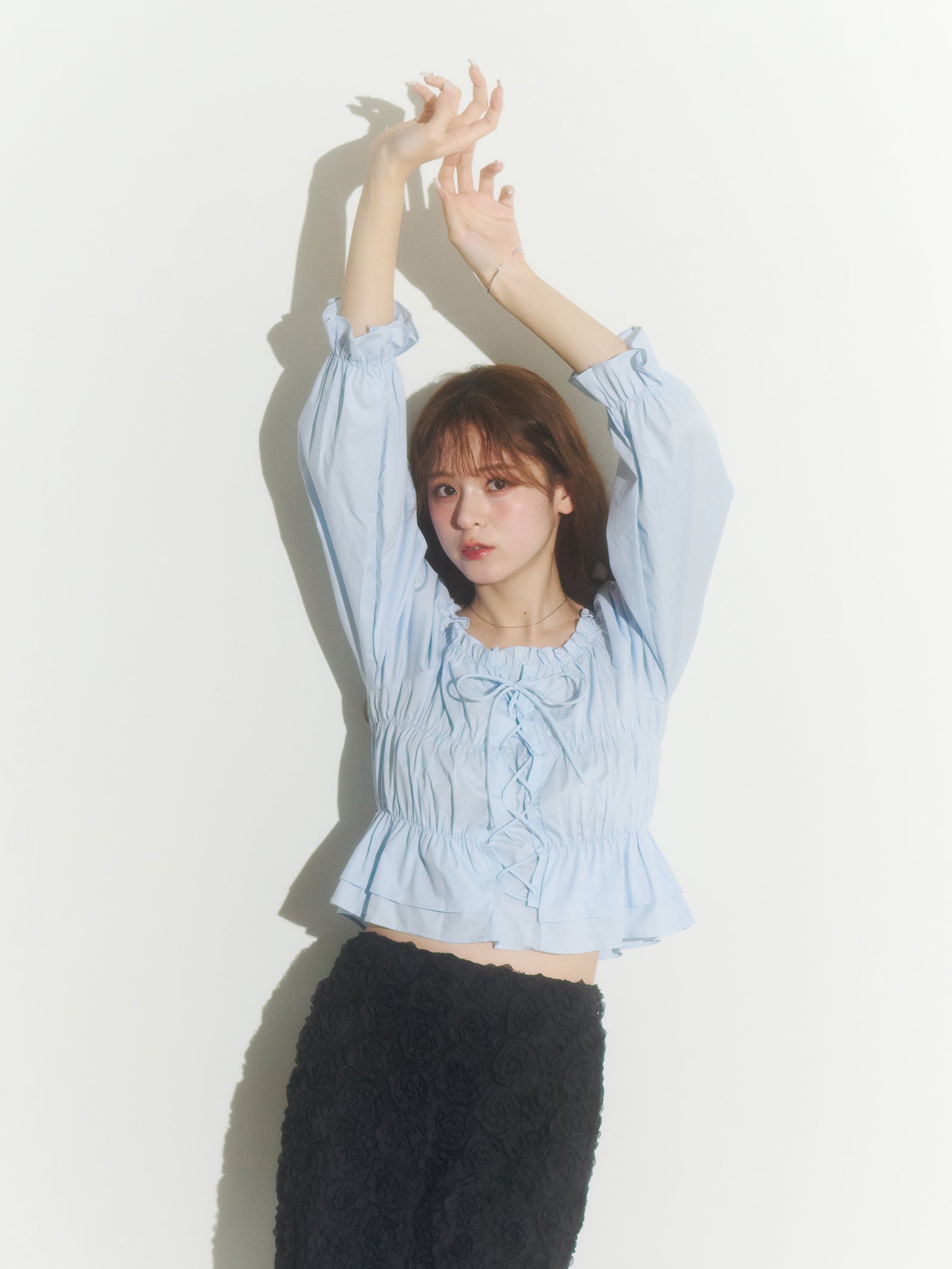 レースアップリボンブラウス