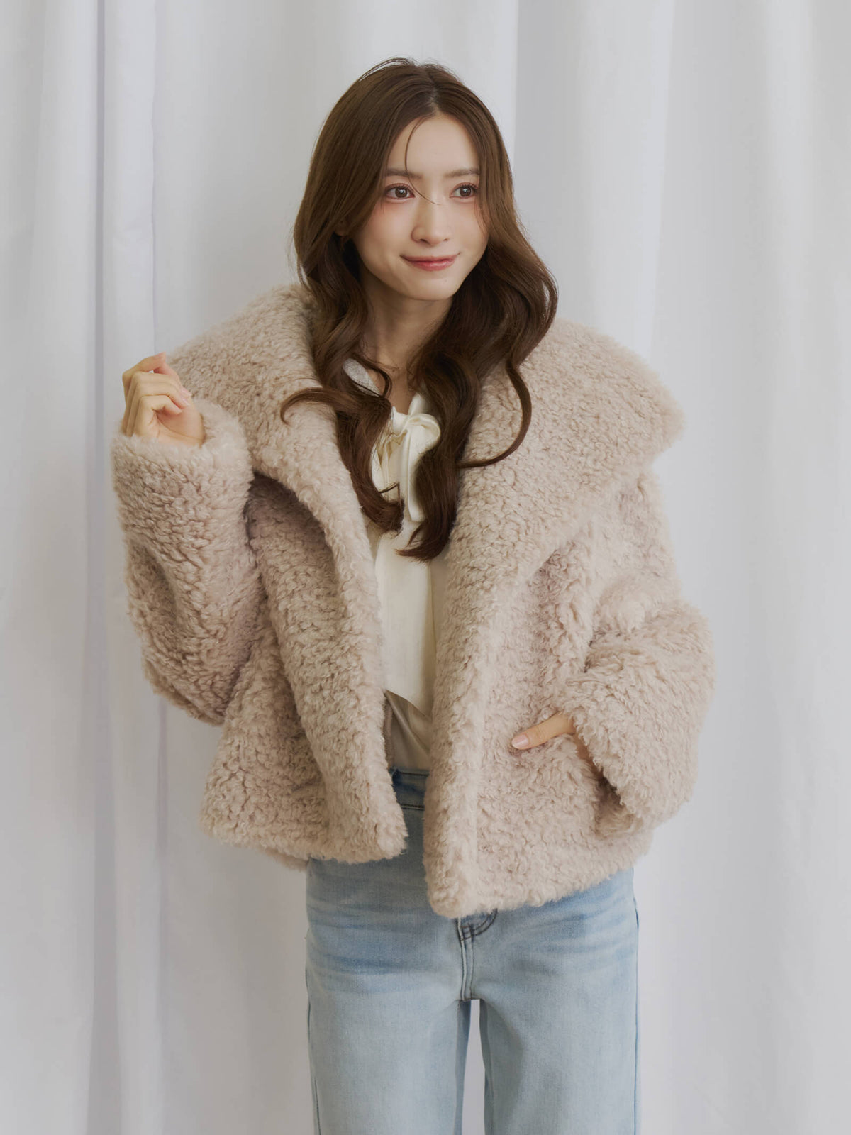 beige