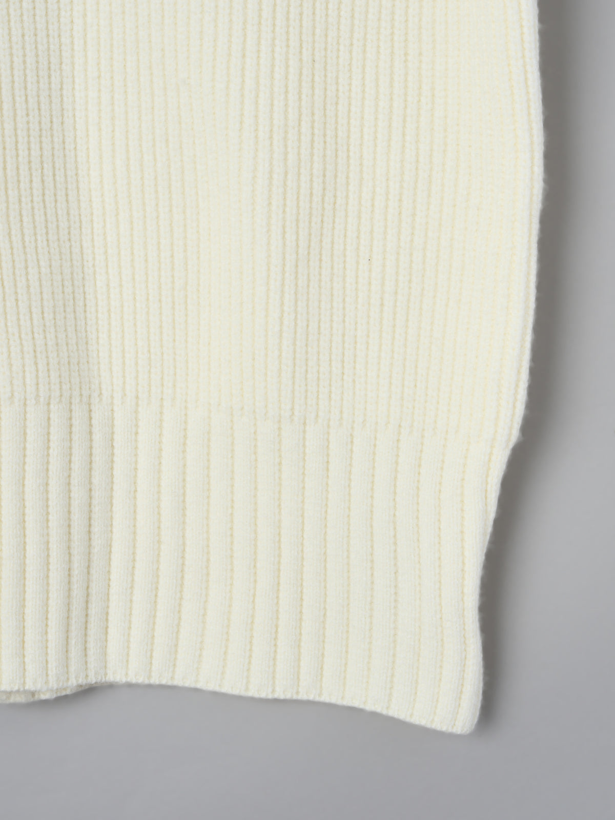 フロントボタンニットプルオーバー
