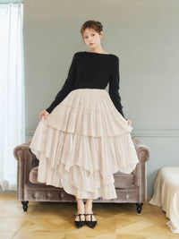 black×beige