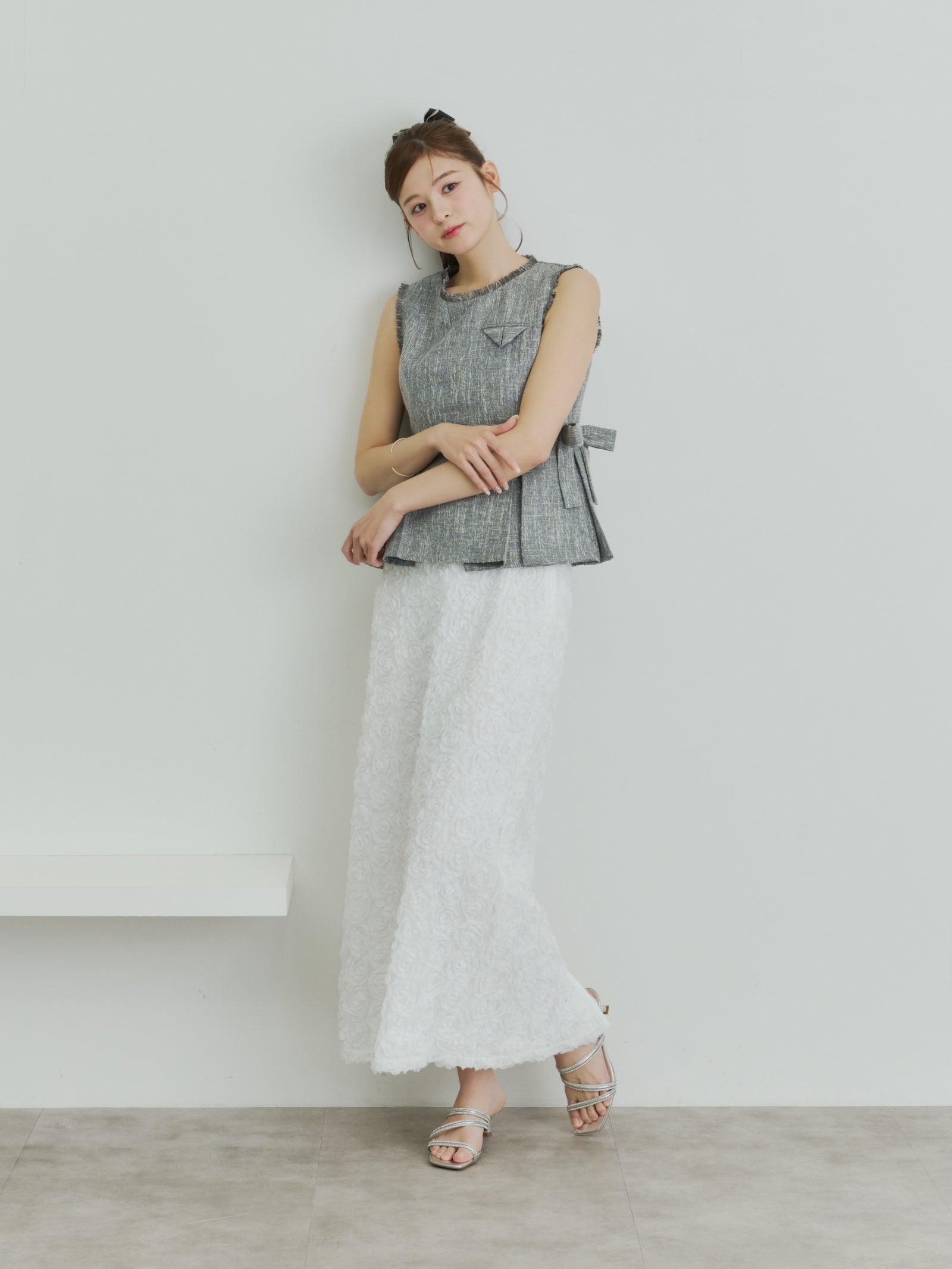 ツイードペプラムリボントップス