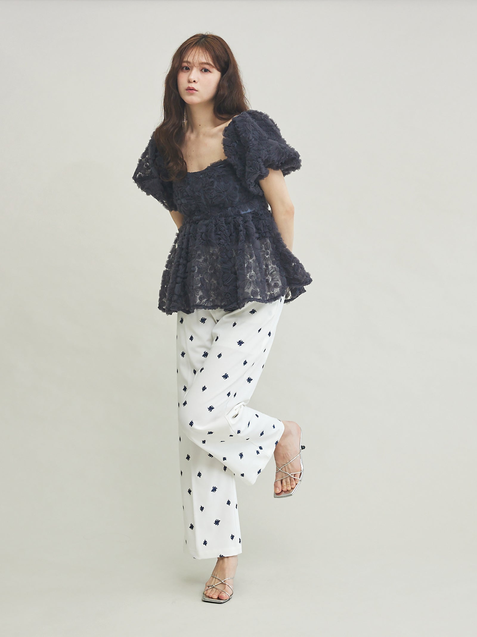 【2SET / 5%OFF】3wayペプラムチュールビスチェ+フラワータックスラックス