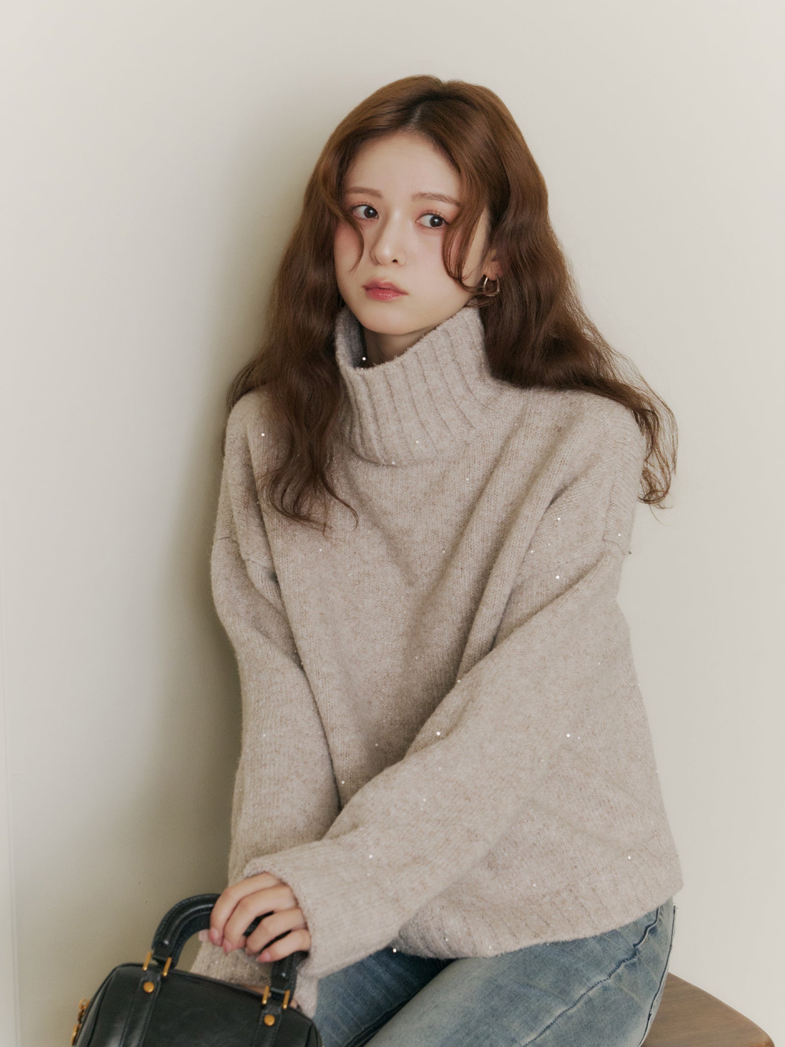 スパンコールタートルニット