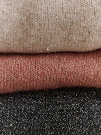 スパンコールタートルニット