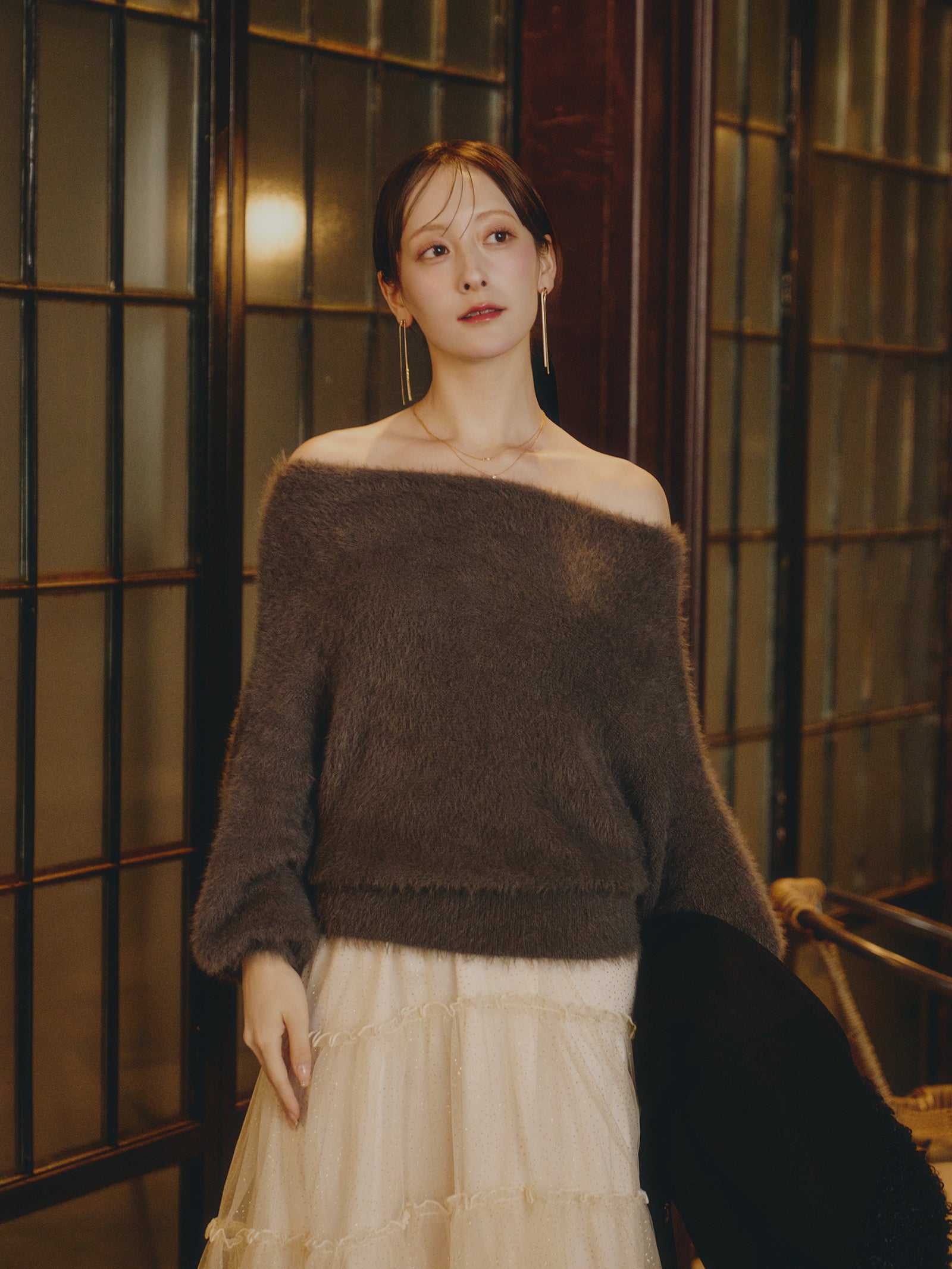 【予約】オフショルダーシャギーニット【発送予定日 11月下旬~12月上旬】