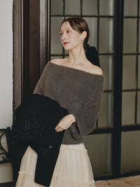 【予約】オフショルダーシャギーニット【発送予定日 11月下旬~12月上旬】