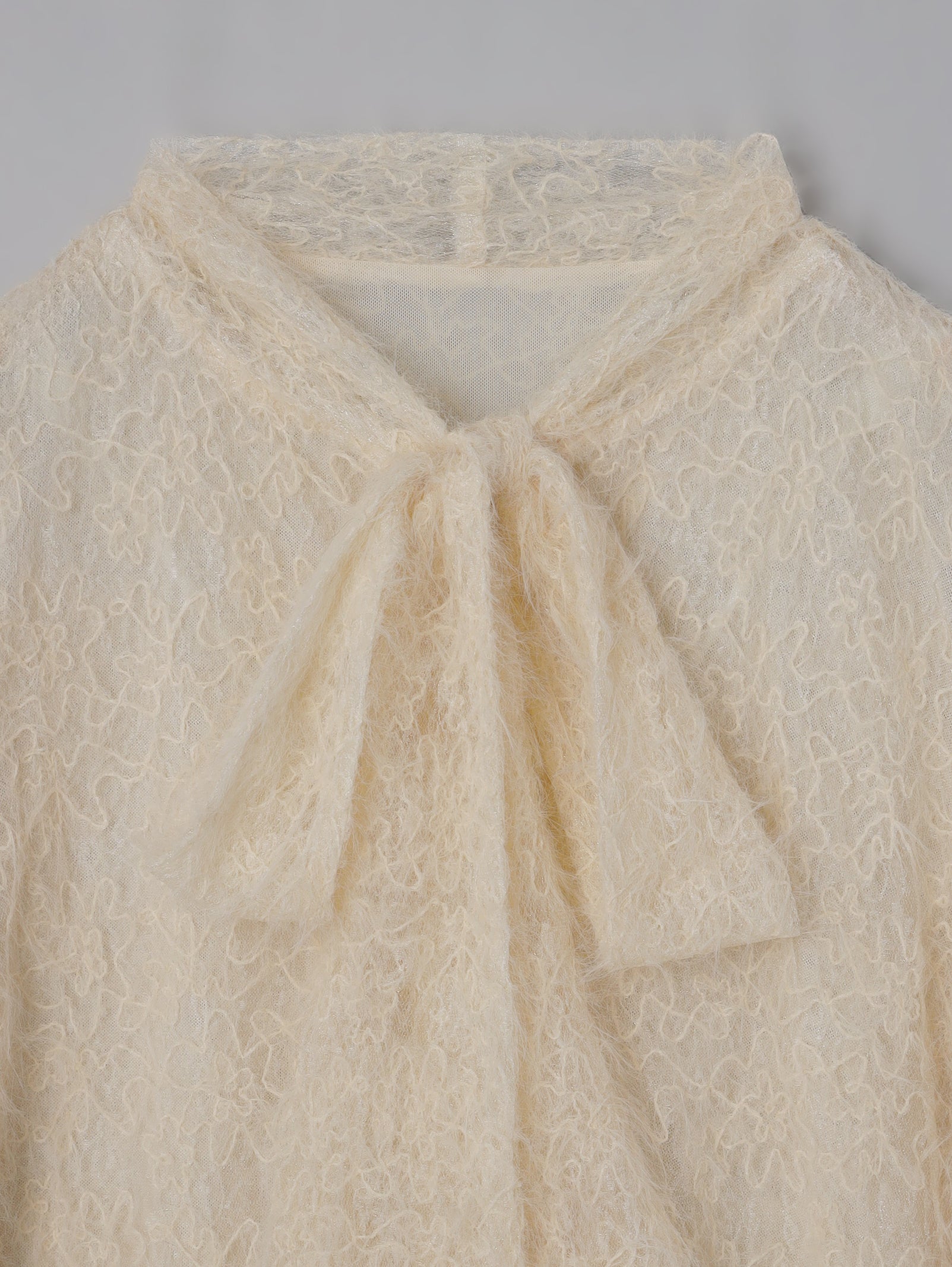 スパンコールレースリボンタイブラウス