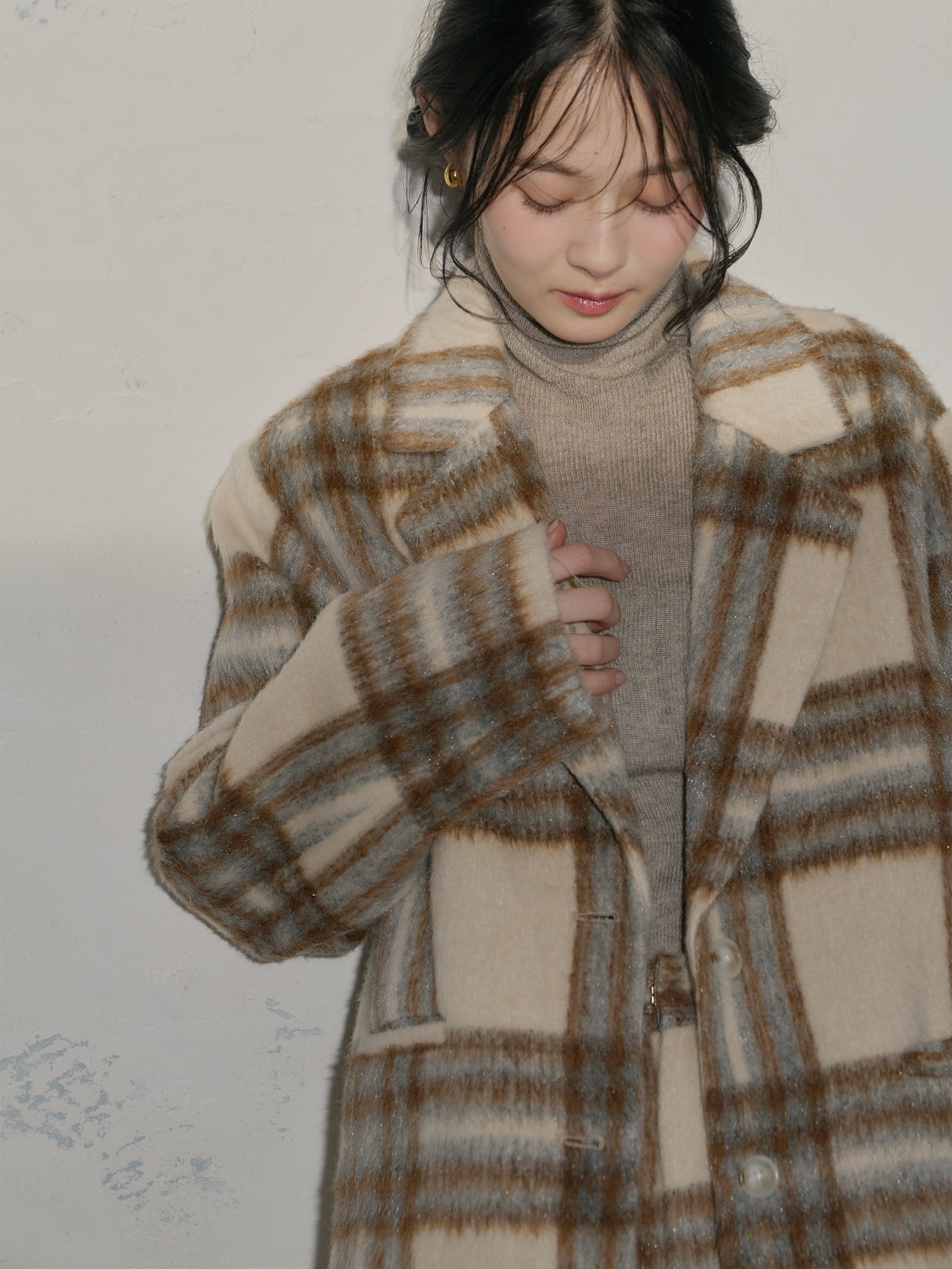 white×brown